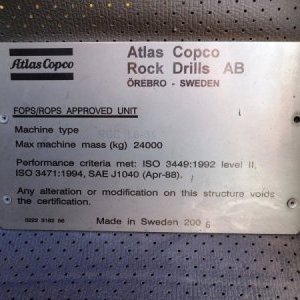 foto Atlas Copco vrtná souprava PROBLÉM MOTOR
